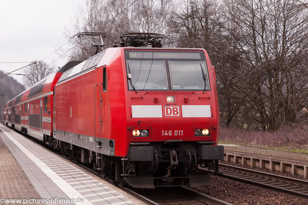 146 011 am 19.3.2016 in Krippen mit S-Bahn nach Schöna