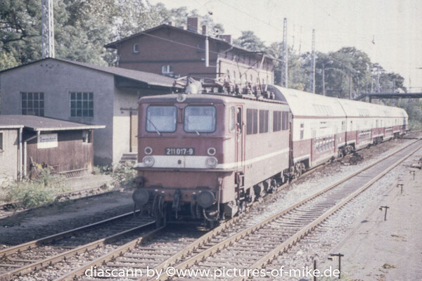 211 017 am 10.9.1991 in Rangsdorf.