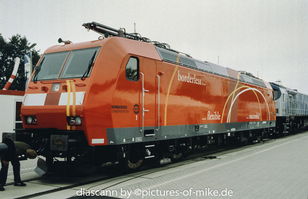 185 087 ohne Loknummer am 29.9.2002 auf der IMMO-Trans in Berlin