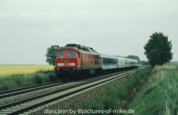 234 335 am 10.5.2003 bei Seitchen mit IR 454 Wroclaw - Görlitz - Dresden