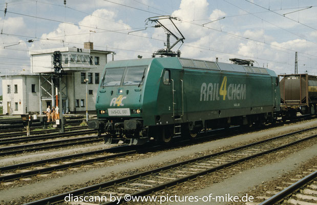 R4C 145 CL 001 (145 081) am 29.5.2002 in Großkorbehta. (ADtranz 1999, Fabriknummer 33356)