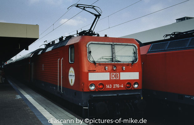 143 276 am 05.09.2002 mit RB 28186 Stuttgart - Homburg in Mannheim Hbf.