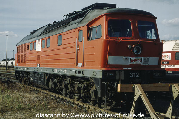MEG 312 in Rüdersdorf (2005). (LTS 1976, Fabriknummer 0689, ex DR 132 454)
