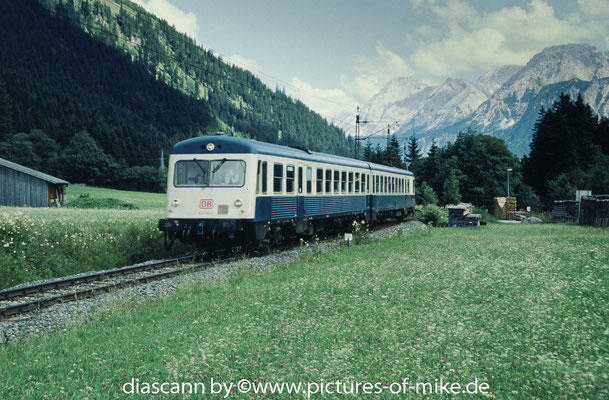 628 015 / 005 am 7.7.2002 als RB 5484 Garmisch-Partenkirchen - Pfronten bei Lähn / Tirol