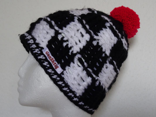 ...& mit roter Bommel