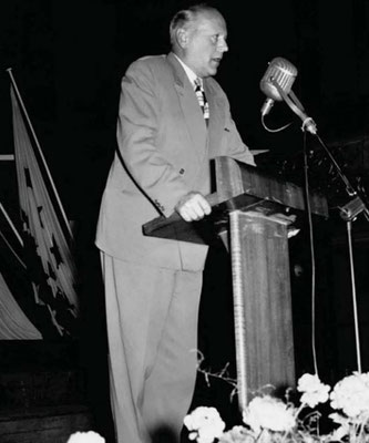Dr. Rudolf Bucher