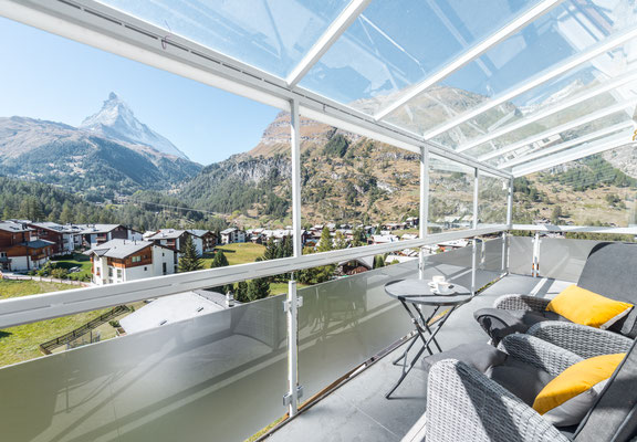 Relax and soak up the sun on the south-facing terrace with unforgettable mountain views in Zermatt.