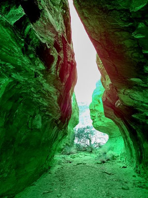 Seven Keyholes Canyon 