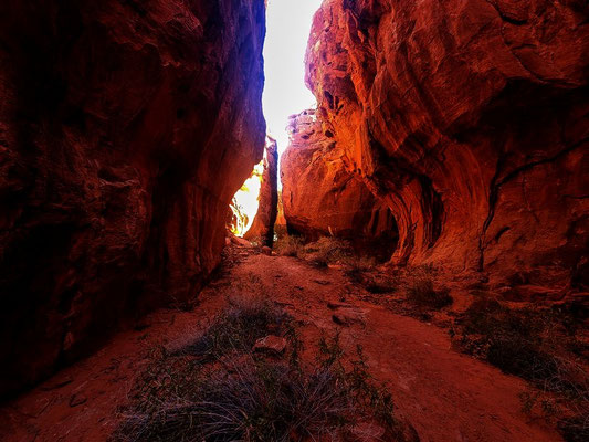 Seven Keyholes Canyon 