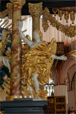 Barocker Hauptaltar Detail    St. Nikolaikirche