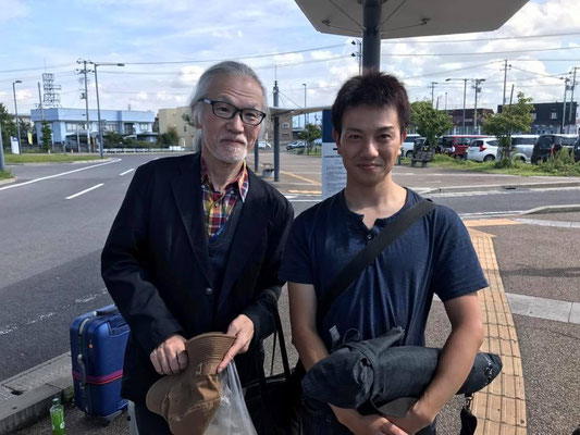 2017年9月24日 若林邦彦さんと、弘前駅で。