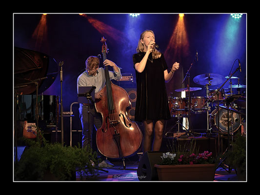 31.08.2022 Startbahn Jazz - Die Milestones Jazzband - Marie Daniels & Julian Walleck