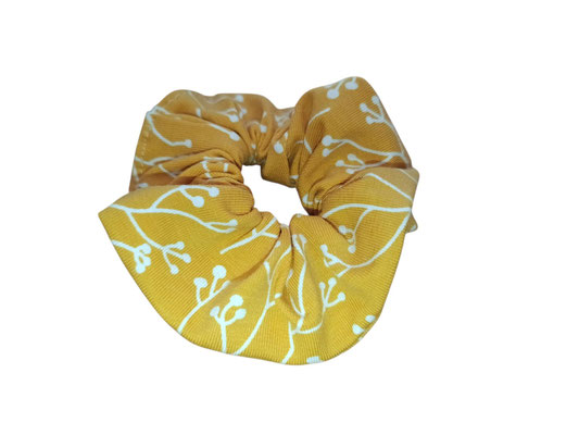 SaSch SelbstgefertigtesausSchwaben Selbstgefertigtes aus Schwaben Sarah Schäuble Handarbeit handmade selbstgemacht Haargummi Scrunchie Zweige
