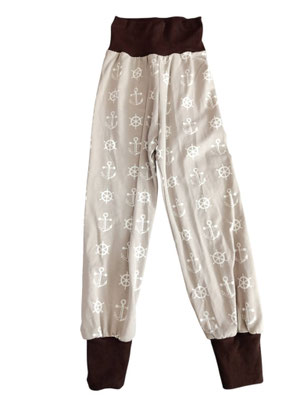 SaSch SelbstgefertigtesausSchwaben Selbstgefertigtes aus Schwaben Sarah Schäuble Handarbeit handmade selbstgemacht Hose Wohlfühlhose Mitwachshose Anker maritim