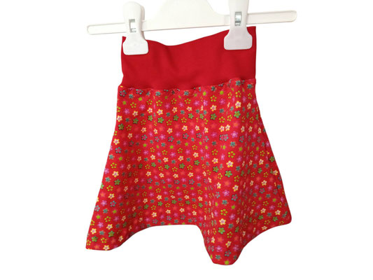 SaSch SelbstgefertigtesausSchwaben Selbstgefertigtes aus Schwaben Sarah Schäuble Handarbeit handmade selbstgemacht Rock Jerseyrock Sommerrock Kinderrock Blume Blumen geblümt