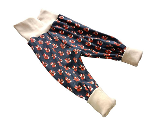 SaSch SelbstgefertigtesausSchwaben Selbstgefertigtes aus Schwaben Sarah Schäuble Handarbeit handmade selbstgemacht Hose Wohlfühlhose Mitwachshose Fuchs Füchse