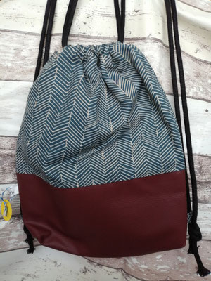 Turnbeutel Gymbag Rucksack bordeaux handgemacht Handarbeit handmade SaSch Selbstgefertigtes aus Schwaben