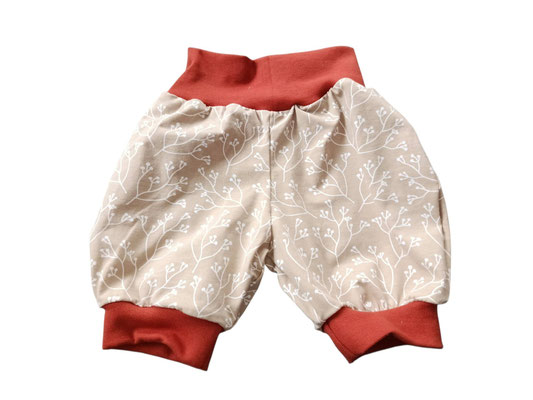 SaSch SelbstgefertigtesausSchwaben Selbstgefertigtes aus Schwaben Sarah Schäuble Handarbeit handmade selbstgemacht Shorts Hose Zweig Zweige