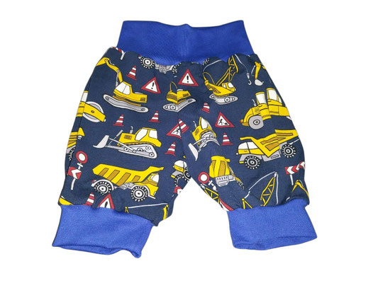 SaSch SelbstgefertigtesausSchwaben Selbstgefertigtes aus Schwaben Sarah Schäuble Handarbeit handmade selbstgemacht Shorts Hose Baustellenfahrzeuge Baustelle