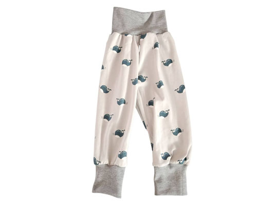 SaSch SelbstgefertigtesausSchwaben Selbstgefertigtes aus Schwaben Sarah Schäuble Handarbeit handmade selbstgemacht Hose Wohlfühlhose Wal Walfisch