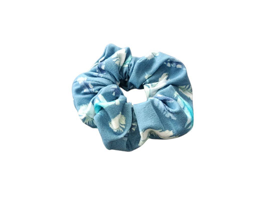 SaSch SelbstgefertigtesausSchwaben Selbstgefertigtes aus Schwaben Sarah Schäuble Handarbeit handmade selbstgemacht Haargummi Scrunchie Federn