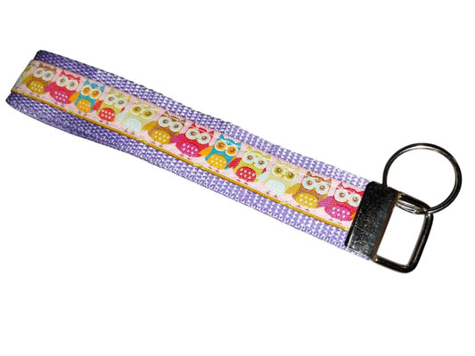 SaSch SelbstgefertigtesausSchwaben Selbstgefertigtes aus Schwaben Sarah Schäuble Handarbeit handmade selbstgemacht Schlüsselband Schlüsselanhänger Eule Eulen