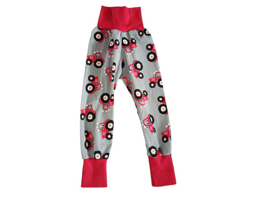 SaSch SelbstgefertigtesausSchwaben Selbstgefertigtes aus Schwaben Sarah Schäuble Handarbeit handmade selbstgemacht Hose Wohlfühlhose Traktor Trekker Schlepper Traktorhose