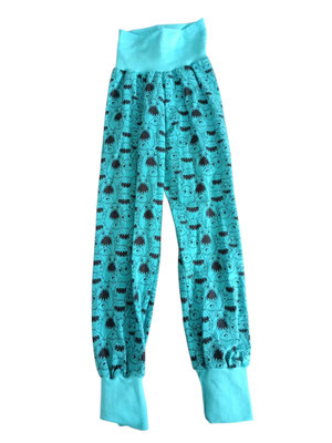SaSch SelbstgefertigtesausSchwaben Selbstgefertigtes aus Schwaben Sarah Schäuble Handarbeit handmade selbstgemacht Hose Wohlfühlhose Mitwachshose Monster