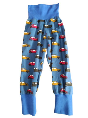 SaSch SelbstgefertigtesausSchwaben Selbstgefertigtes aus Schwaben Sarah Schäuble Handarbeit handmade selbstgemacht Hose Wohlfühlhose Mitwachshose Fahrzeuge Autos