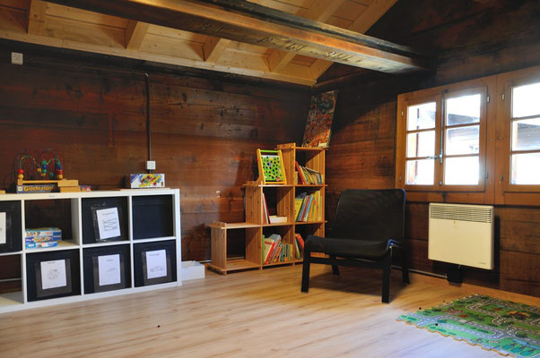 Gemuetliches Spielchalet