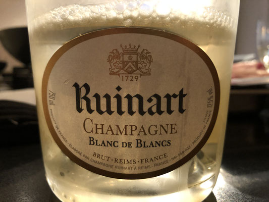 top champagne Ruinart blanc de blanc, subtiel, elegant, complex en toch onderliggen,de power.