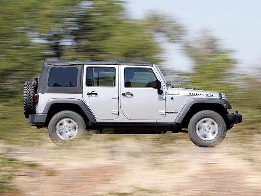 capote pas chere pour Jeep Wrangler 4 portes version unlimited bestop neuve
