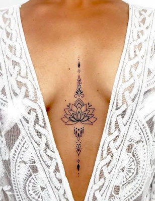 Tattoo Ideen Frauen Lotusblume  