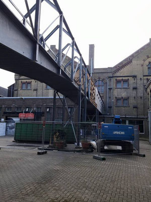 Sloop loopbrug Blokhuispoort foto's Bouwbedrijf Lont