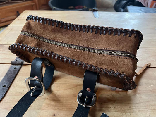 SELLERIE CUIR CHEVAL AIX-LES-BAINS