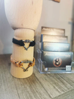 bracelet cuir coeur clou fer cheval bijou equitation cavalier
