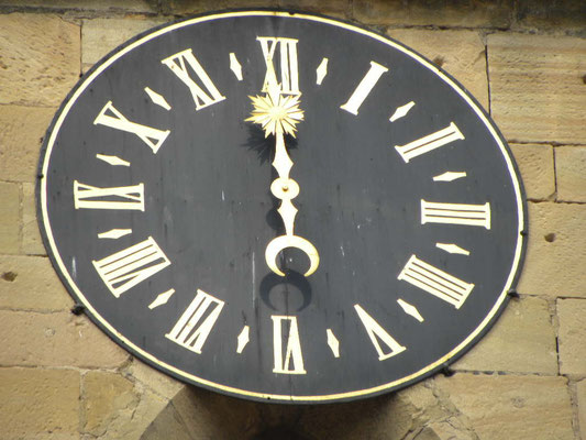 Horloge de l'église d'Eguisheim