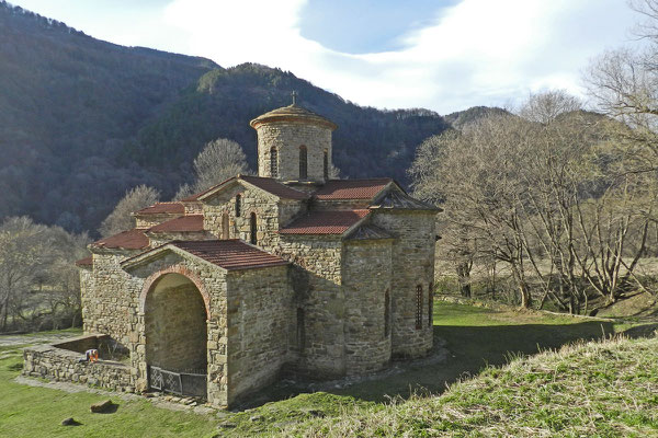 Die nördliche Kirche von Maas