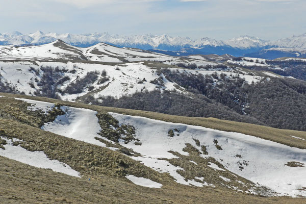 Grandioses Panorama auf dem Gumbashi-Pass 