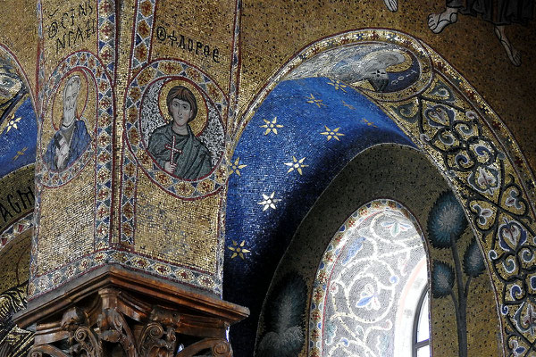 Griechische Mosaike in der zentralen Kirche der sizilianischen Albaner "La Martorana"