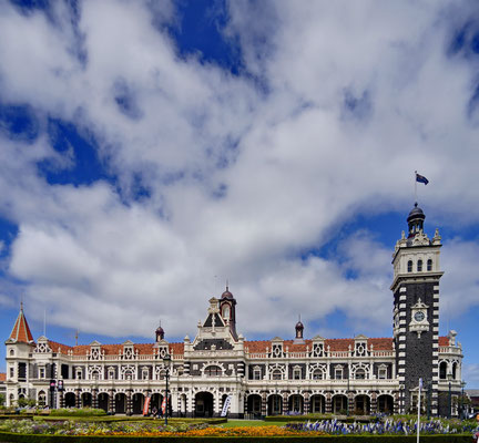 Dunedin Station