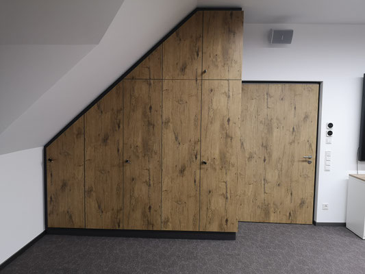 Einbauschrank