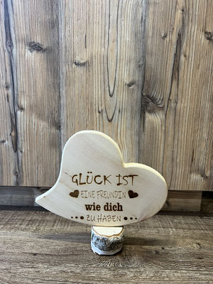 Glück ist ... € 25 ; INFO: Holz ist ein Naturprodukt, daher können Abweichungen vorkommen.