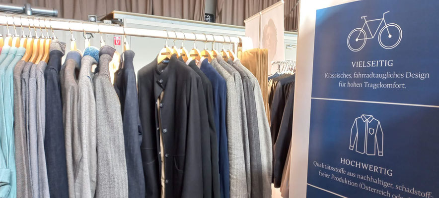 Jürgen Brands Mode aus Leinen und Wolle heimischer Webereibetriebe