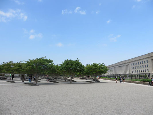 Pentagon Memorial, Washington, USA