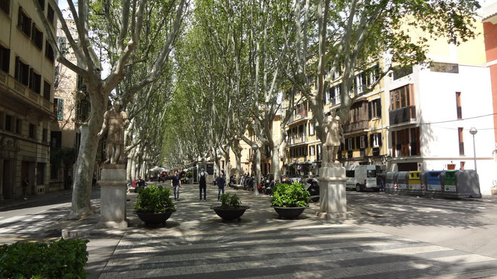 Flanierpromenade Rambla, Palma, Mallorca