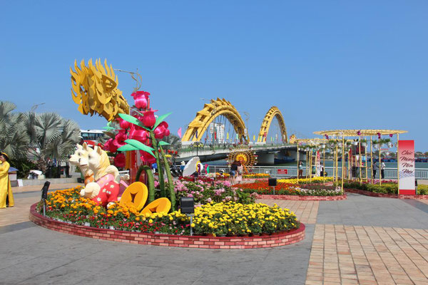 Dragon Bridge, Da Nang