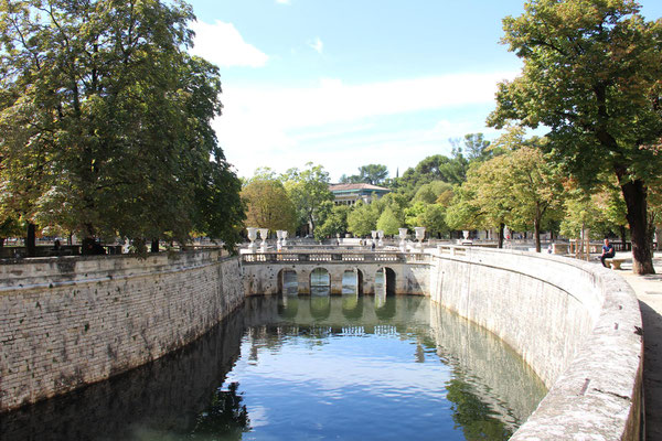 Nîmes