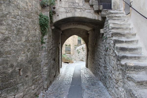 Vaison-la-Romaine, Oberstadt