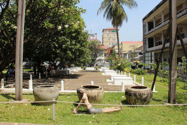 Tuol-Sleng-Museum, Konzentrationslager unter Pol Pot, Phnom Penh